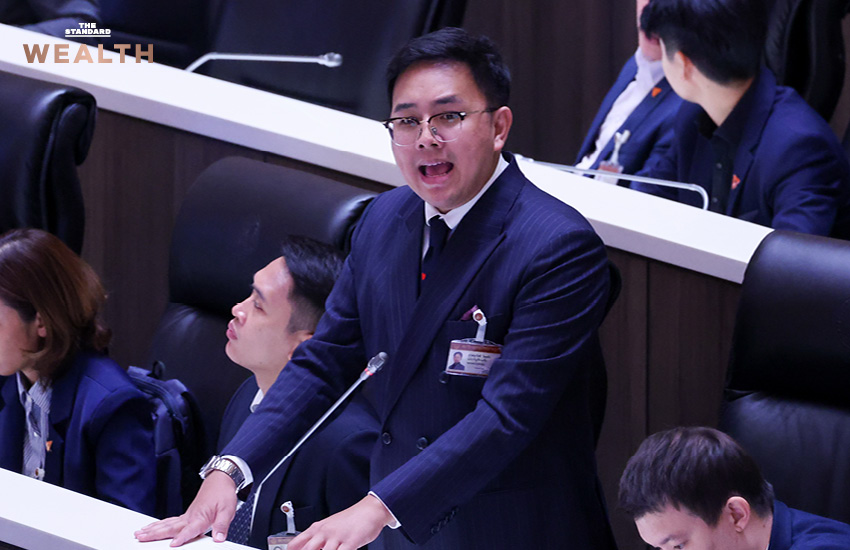 ภาพประกอบแสดงถึงวิกฤตพลังงานและผลกระทบต่อธุรกิจจากราคาน้ำมันที่สูงขึ้น โดยมีจ็อบเบอร์เป็นตัวแปรสำคัญ 4