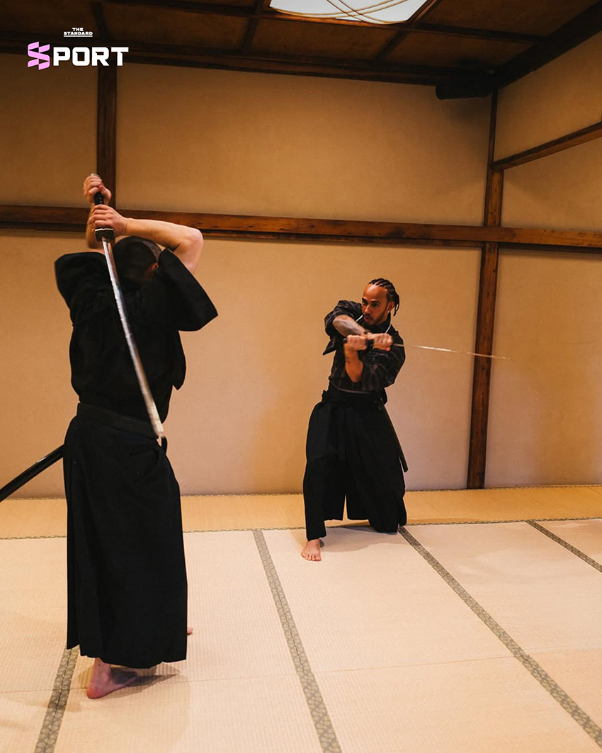 Lewis Hamilton ฝึกฟันดาบซามูไรกับปรมาจารย์ เท็ตสึโร ชิมากุจิ 4