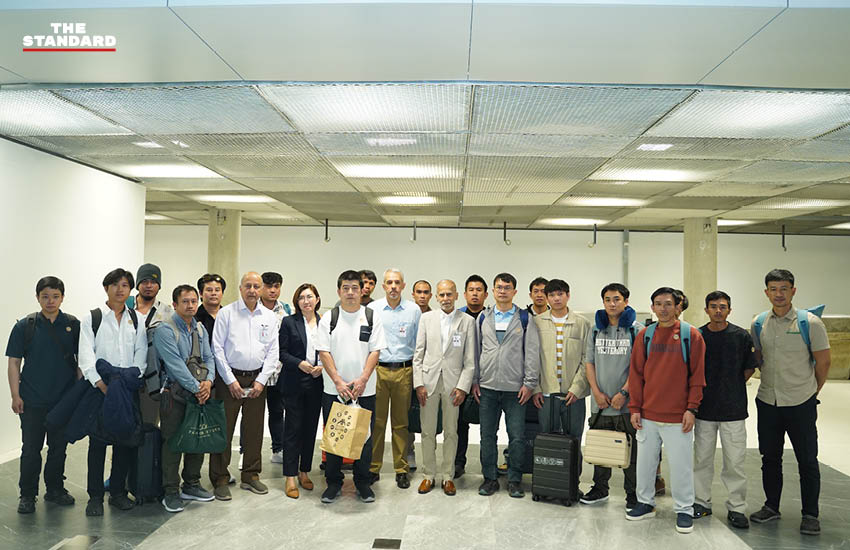 ลูกเรือไทย 20 รายของเรือ Mayuree Naree เดินทางกลับถึงท่าอากาศยานสุวรรณภูมิ 4