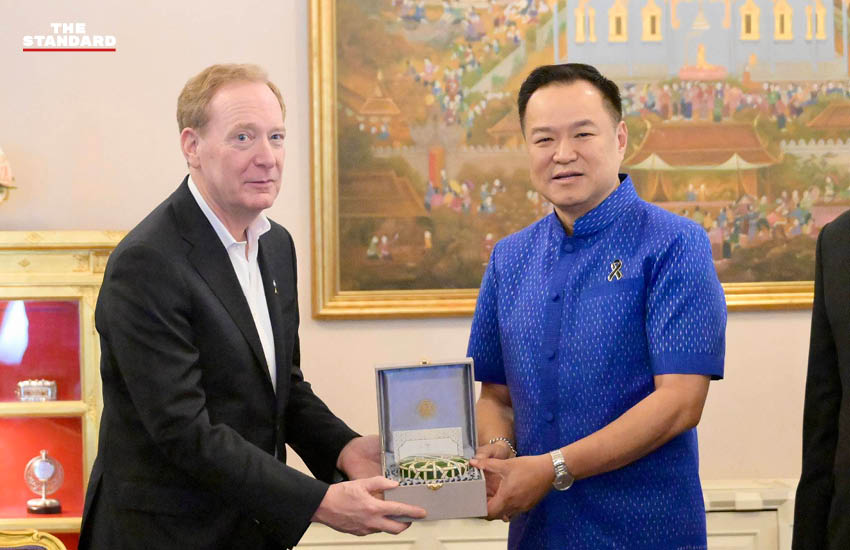 Brad Smith จาก Microsoft เข้าพบ อนุทิน ชาญวีรกูล หารือลงทุน AI-คลาวด์ 1 พันล้านดอลลาร์ในไทย 2
