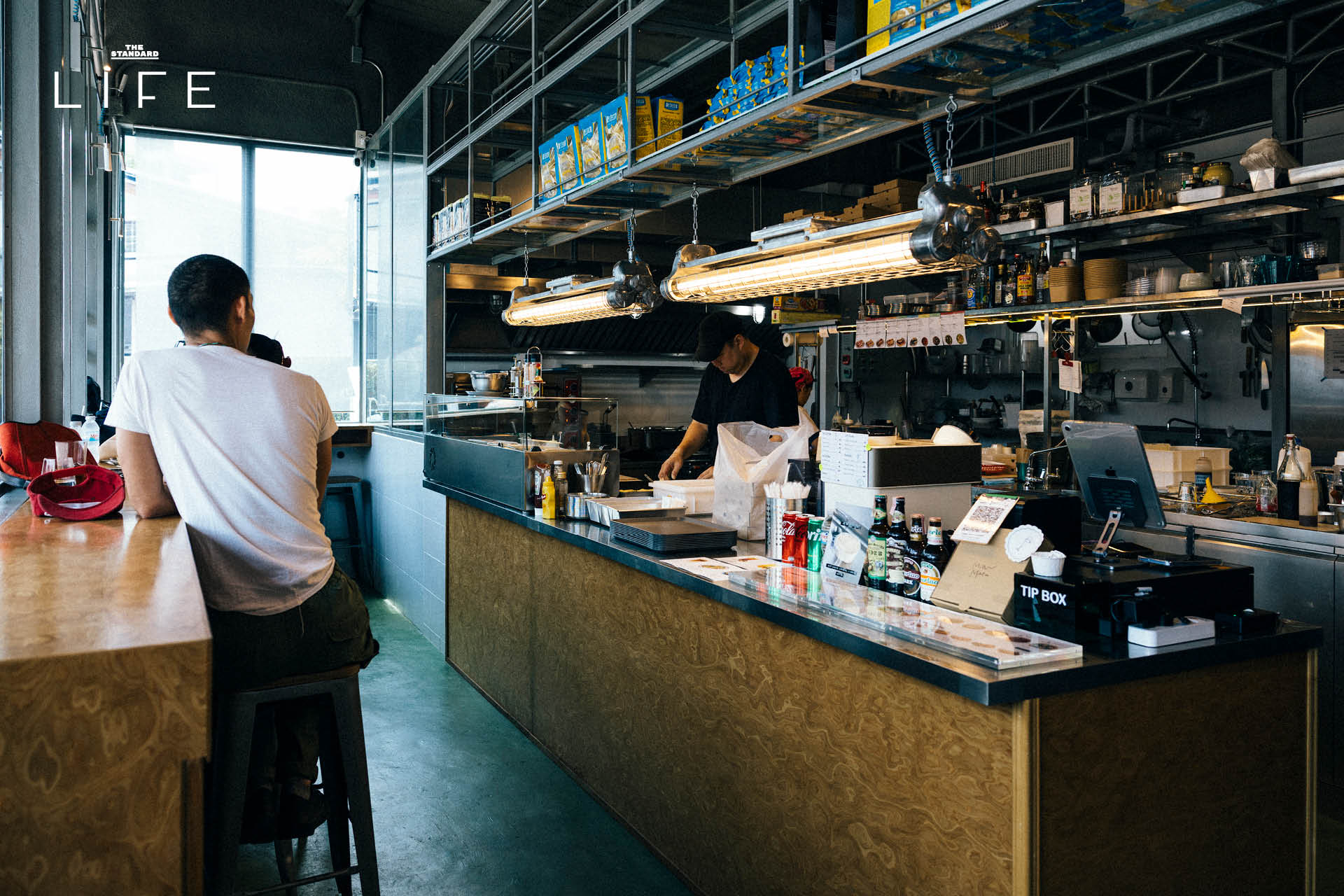 แซนด์วิชแป้งพิซซ่า Panuozzo ไส้แน่นจากร้าน Mini Maru 1