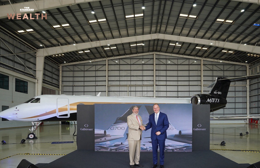 ภาพผู้บริหาร MJets และ Gulfstream แถลงข่าวความร่วมมือเป็นตัวแทนจำหน่ายเครื่องบินเจ็ตในประเทศไทย 1