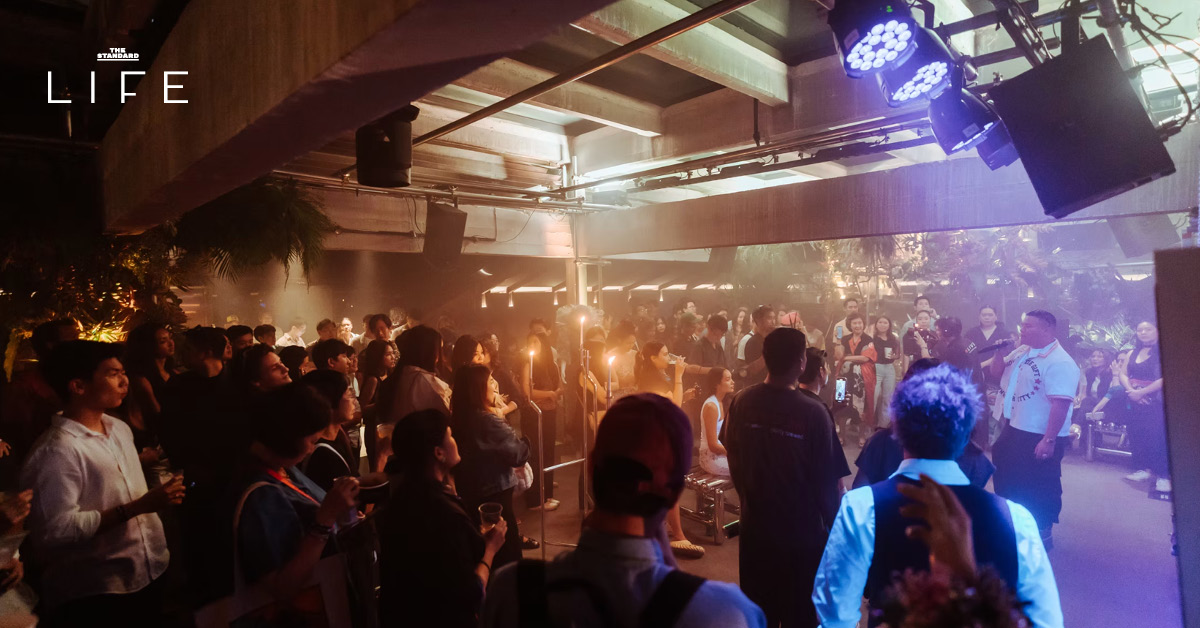 ภาพบรรยากาศงาน ‘Archived Culture’ โดย MŌCANA ณ ตึกอัศวินภาพยนตร์ ที่ถูกเนรมิตเป็นพื้นที่แสดงวัฒนธรรมร่วมสมัย