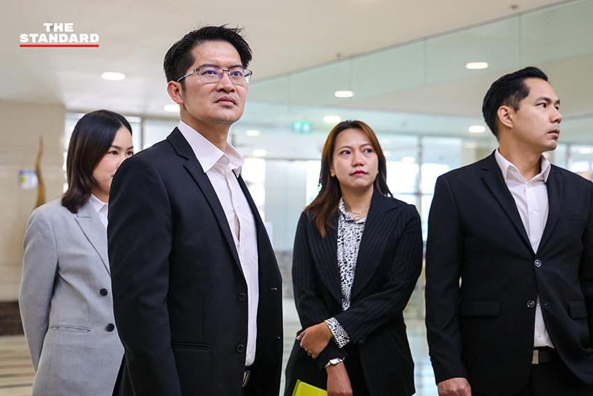 มงคลกิตติ์ สุขสินธานนท์ ยื่นหนังสือลาออกจากการเป็นสมาชิกพรรคทางเลือกใหม่ เพื่อเตรียมตั้งพรรค 'ก้าวล้ำ' 1