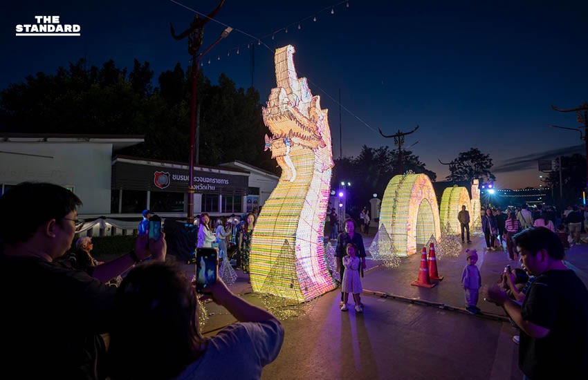 บรรยากาศความยิ่งใหญ่ของงาน น่าน The Legacy of Love ที่จังหวัด น่าน ซึ่งจัดขึ้นเพื่อสืบสานประเพณีและวัฒนธรรมล้านนาในช่วงปลายปี 20