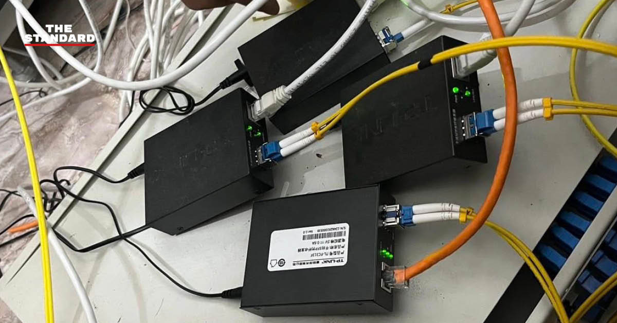 เจ้าหน้าที่ กสทช. และ ตำรวจสอบสวนกลาง ตรวจค้นและยึดอุปกรณ์ลักลอบส่งสัญญาณอินเทอร์เน็ตข้ามแดน ที่แม่สอด