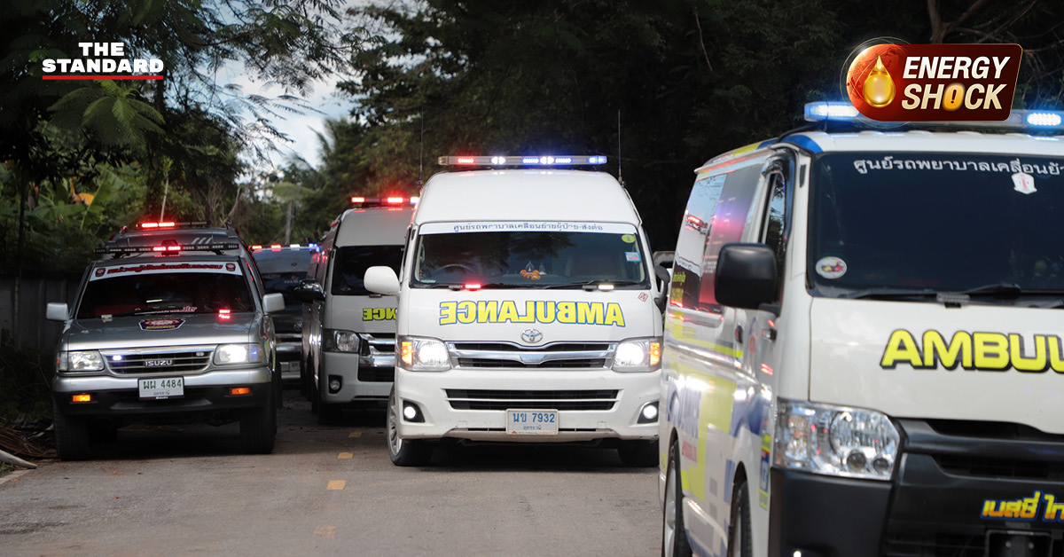 แฟ้มภาพ รถกู้ชีพเตรียมพร้อมออกช่วยเหลือผู้ป่วยในช่วงวิกฤตน้ำมัน
