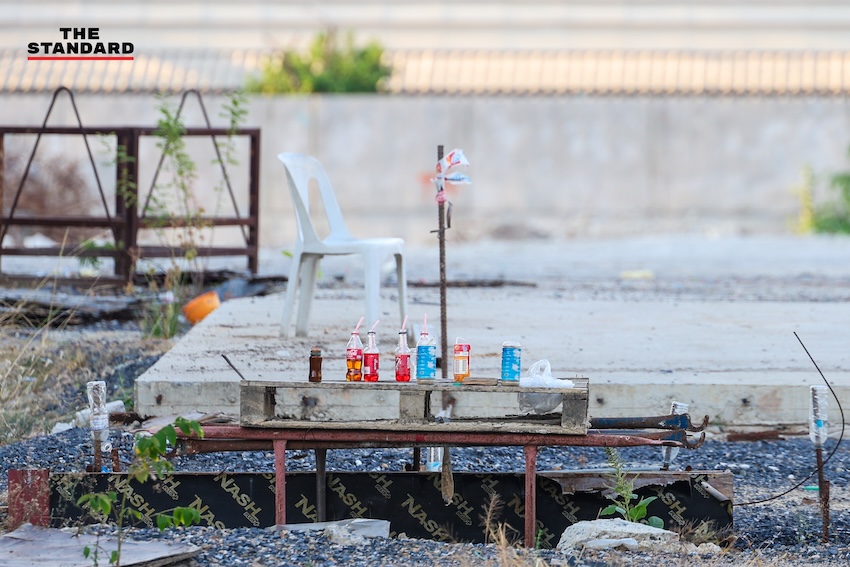 ภาพซากปรักหักพังและพื้นที่ว่างเปล่าของ 'ตึกสำนักงานการตรวจเงินแผ่นดิน (สตง.) แห่งใหม่' หลังเหตุการณ์ถล่มครบรอบ 1 ปี 21