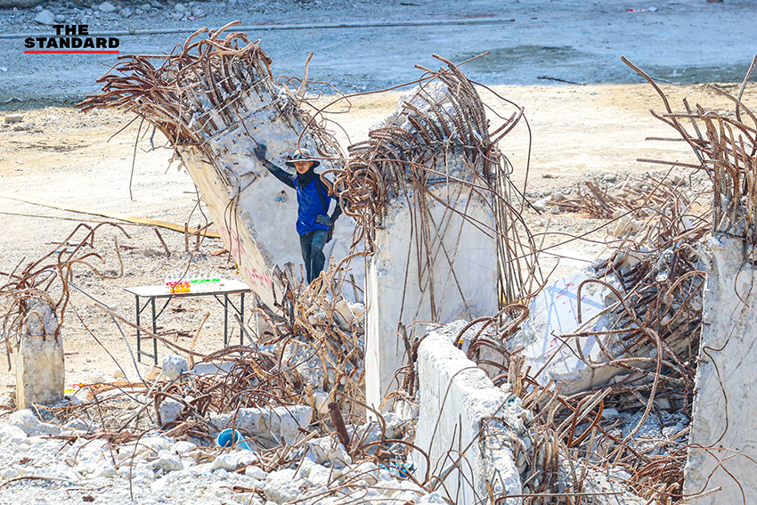 ภาพซากอาคาร สตง. ที่พังถล่มลงมา เนื่องจากปัญหาการทุจริตและคอนกรีตไม่ได้มาตรฐาน 1