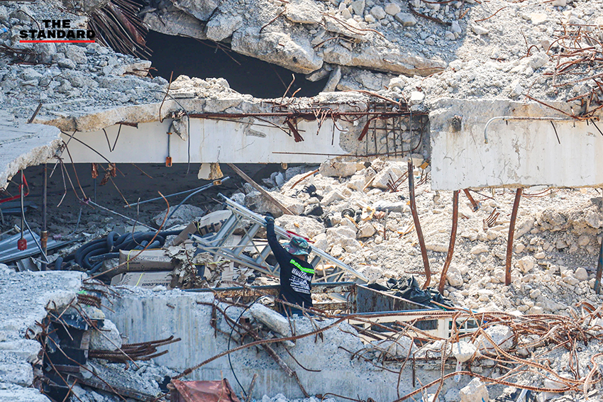 ภาพซากอาคาร สตง. ที่พังถล่มลงมา เนื่องจากปัญหาการทุจริตและคอนกรีตไม่ได้มาตรฐาน 11