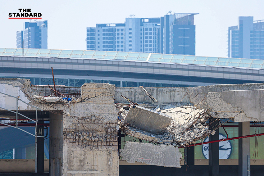 ภาพซากอาคาร สตง. ที่พังถล่มลงมา เนื่องจากปัญหาการทุจริตและคอนกรีตไม่ได้มาตรฐาน 9
