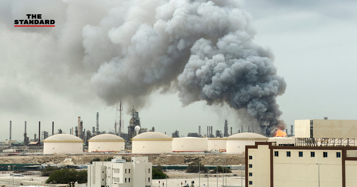 ภาพเรือบรรทุกน้ำมันกำลังขนถ่ายน้ำมันที่เกาะคาร์ก ท่าเรือส่งออกน้ำมันสำคัญของอิหร่าน