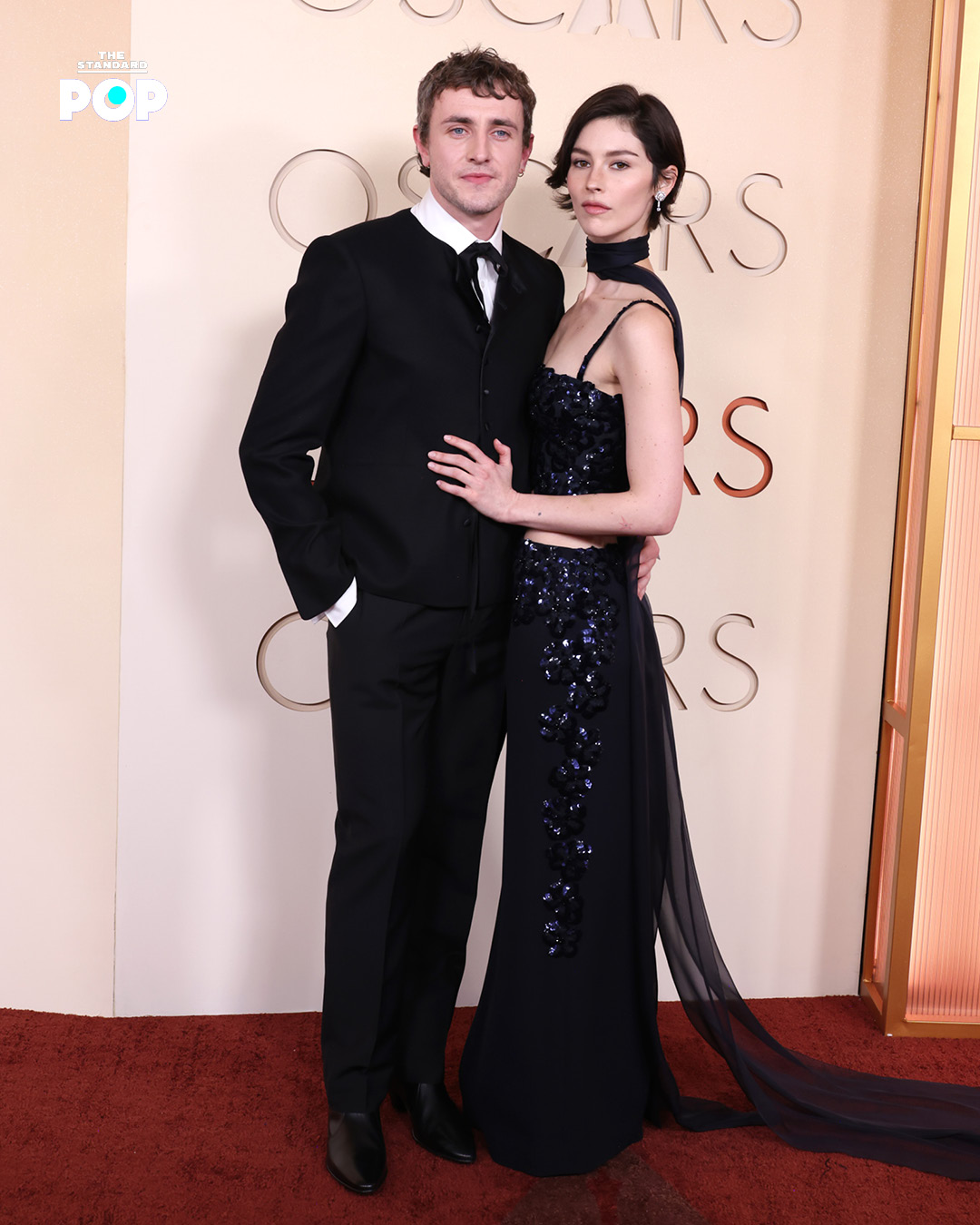 Elle Fanning ในชุดเดรสสีชมพูอ่อนเดินพรมแดงงาน Oscars 2026 3