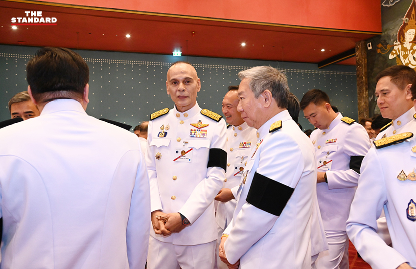 สมาชิกรัฐสภาแต่งกายชุดปกติขาวร่วมพิธีเปิดประชุมรัฐสภา ณ อาคารรัฐสภา 17
