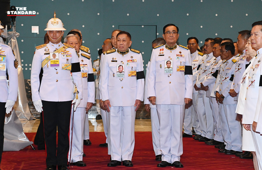สมาชิกรัฐสภาแต่งกายชุดปกติขาวร่วมพิธีเปิดประชุมรัฐสภา ณ อาคารรัฐสภา 4