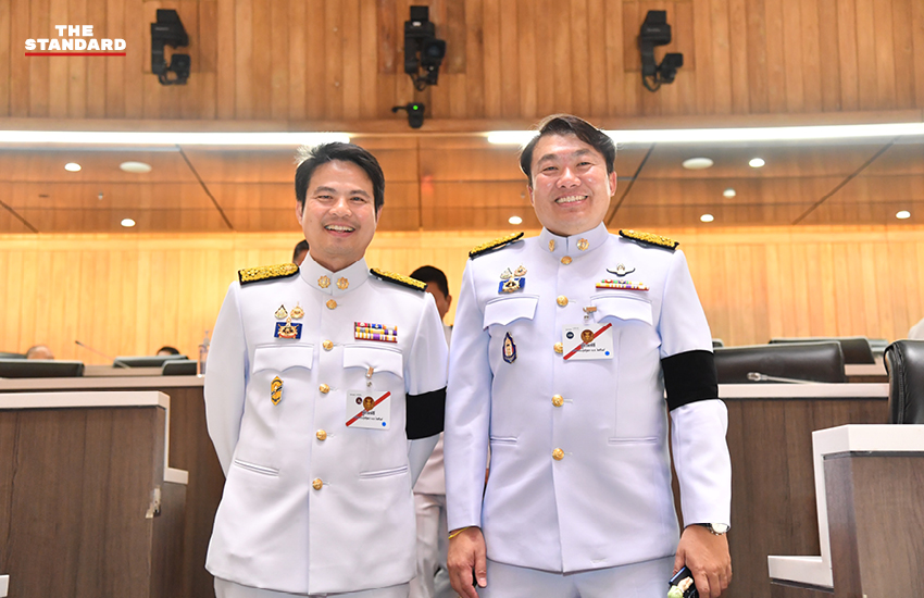 สมาชิกรัฐสภาแต่งกายชุดปกติขาวร่วมพิธีเปิดประชุมรัฐสภา ณ อาคารรัฐสภา 7