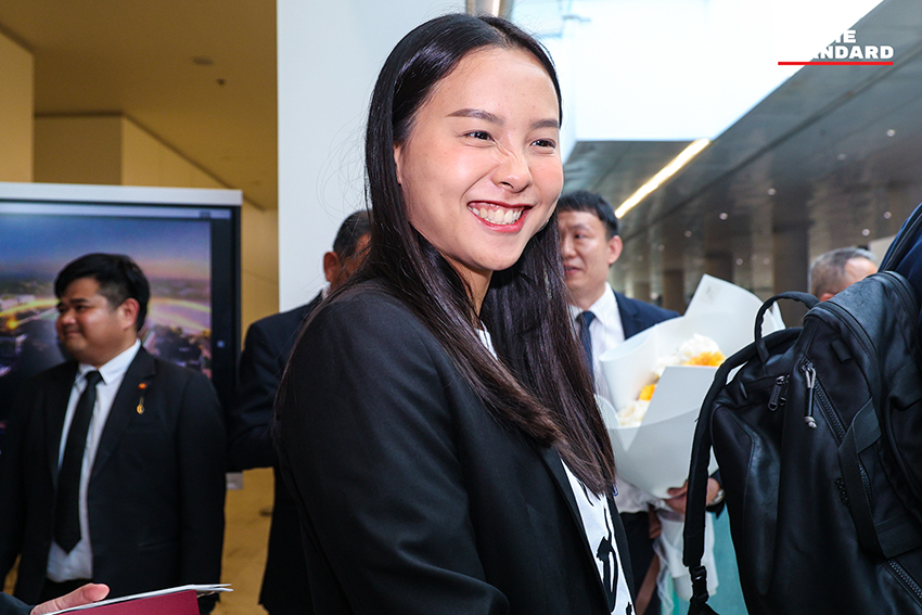 สส. พรรคประชาชน เดินทางเข้ารายงานตัว ณ อาคารรัฐสภา เพื่อเตรียมพร้อมทำหน้าที่ 3