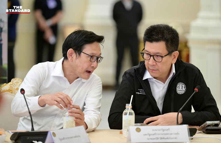 พิพัฒน์ รัชกิจประการ ประชุมหารือรับมือวิกฤตพลังงานและบริหารจัดการน้ำมันเชื้อเพลิงช่วงสงกรานต์ 3