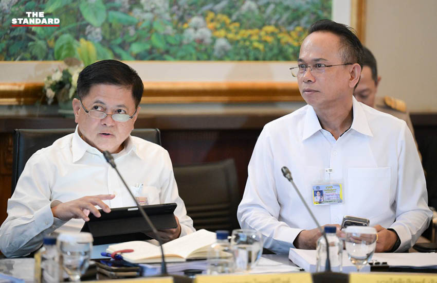 อนุทิน ชาญวีรกูล นายกรัฐมนตรี เป็นประธานการประชุมด่วนกับผู้ว่าราชการจังหวัดทั่วประเทศ เพื่อหารือแนวทางรับมือวิกฤตราคาน้ำมันและการกักตุนสินค้า 7