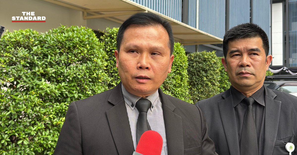 ภาพเจ้าหน้าที่ตำรวจสอบสวนกลาง หรือ กกต. เกี่ยวกับคดีแจ้งจับสื่อมวลชนและประชาชนสังเกตการณ์เลือกตั้ง