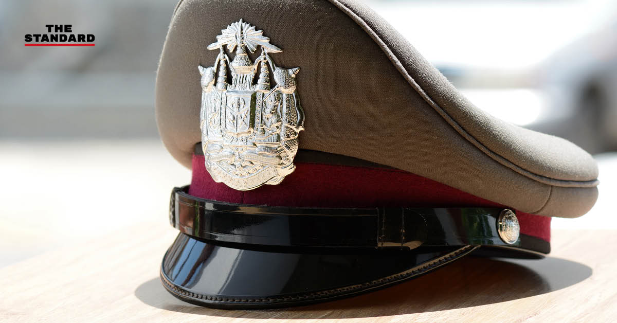 ภาพเจ้าหน้าที่ตำรวจแสดงมาตรการ 4 โครงการเร่งด่วน พัฒนางานสอบสวน แจกโน้ตบุ๊กและเพิ่มงบทำคดีออนไลน์