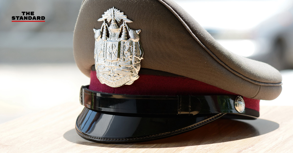 ภาพแฟ้ม: เจ้าหน้าที่ตำรวจ หรือสัญลักษณ์สำนักงานตำรวจแห่งชาติ สื่อถึงการปฏิรูปพนักงานสอบสวน