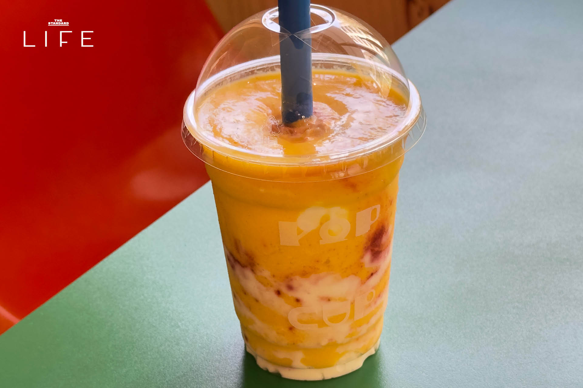 ภายในร้าน Popcup Ekkamai คาเฟ่สไตล์วินเทจย่านเอกมัย ตกแต่งด้วยเฟอร์นิเจอร์ Mid-century 13