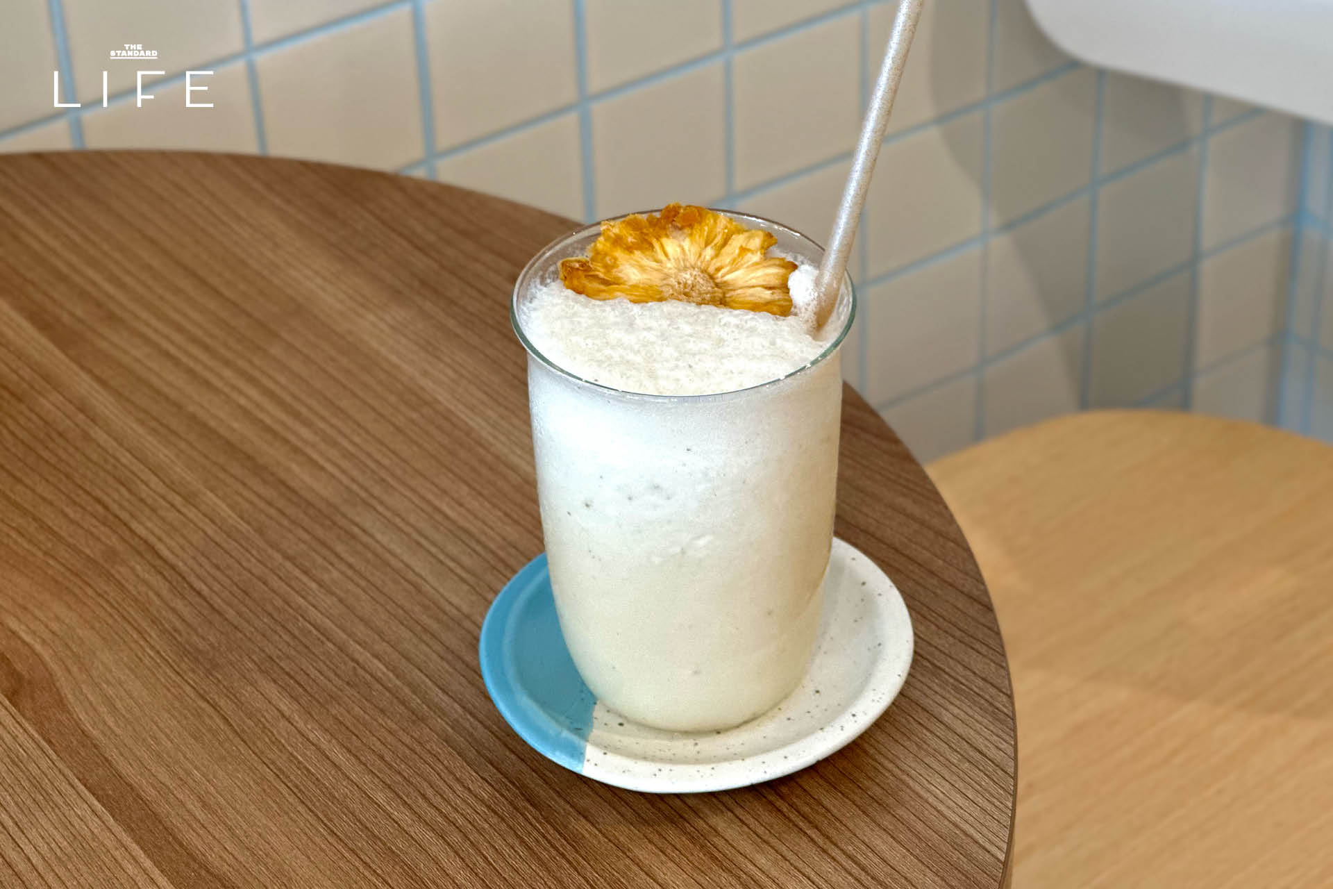 ภาพบรรยากาศร้าน Rocket Coffeebar สาขาใหม่ข้างสวนลุมฯ ที่ตกแต่งสไตล์สวีดิช พร้อมเมนูบรันช์น่ารับประทาน 9