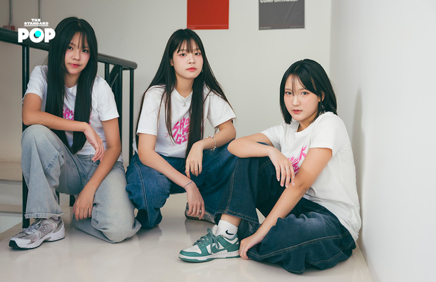 ภาพประกอบการสัมภาษณ์นักแสดงจากซีรีส์ GL เรื่อง Shock Me Girl 9