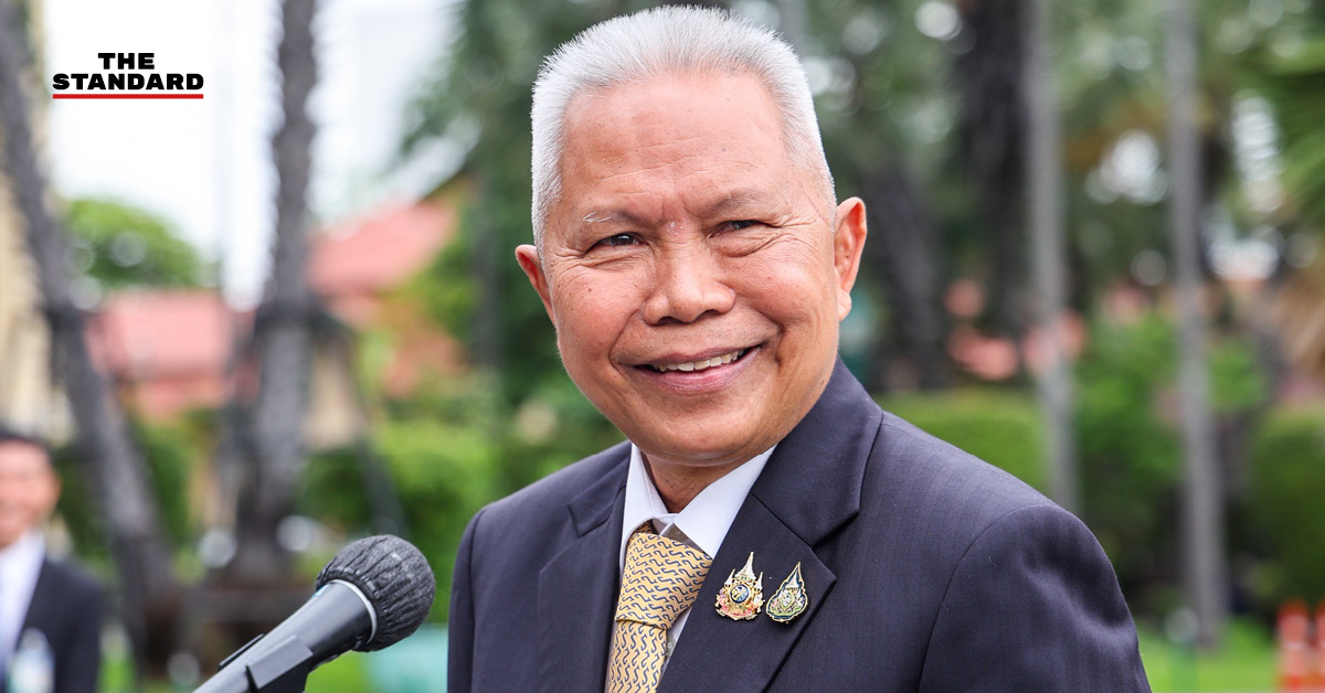 ภาพ โสภณ ซารัมย์ สส.พรรคภูมิใจไทย ให้สัมภาษณ์เรื่องการจัดตั้งรัฐบาลและการเสนอชื่อเป็นประธานสภาฯ