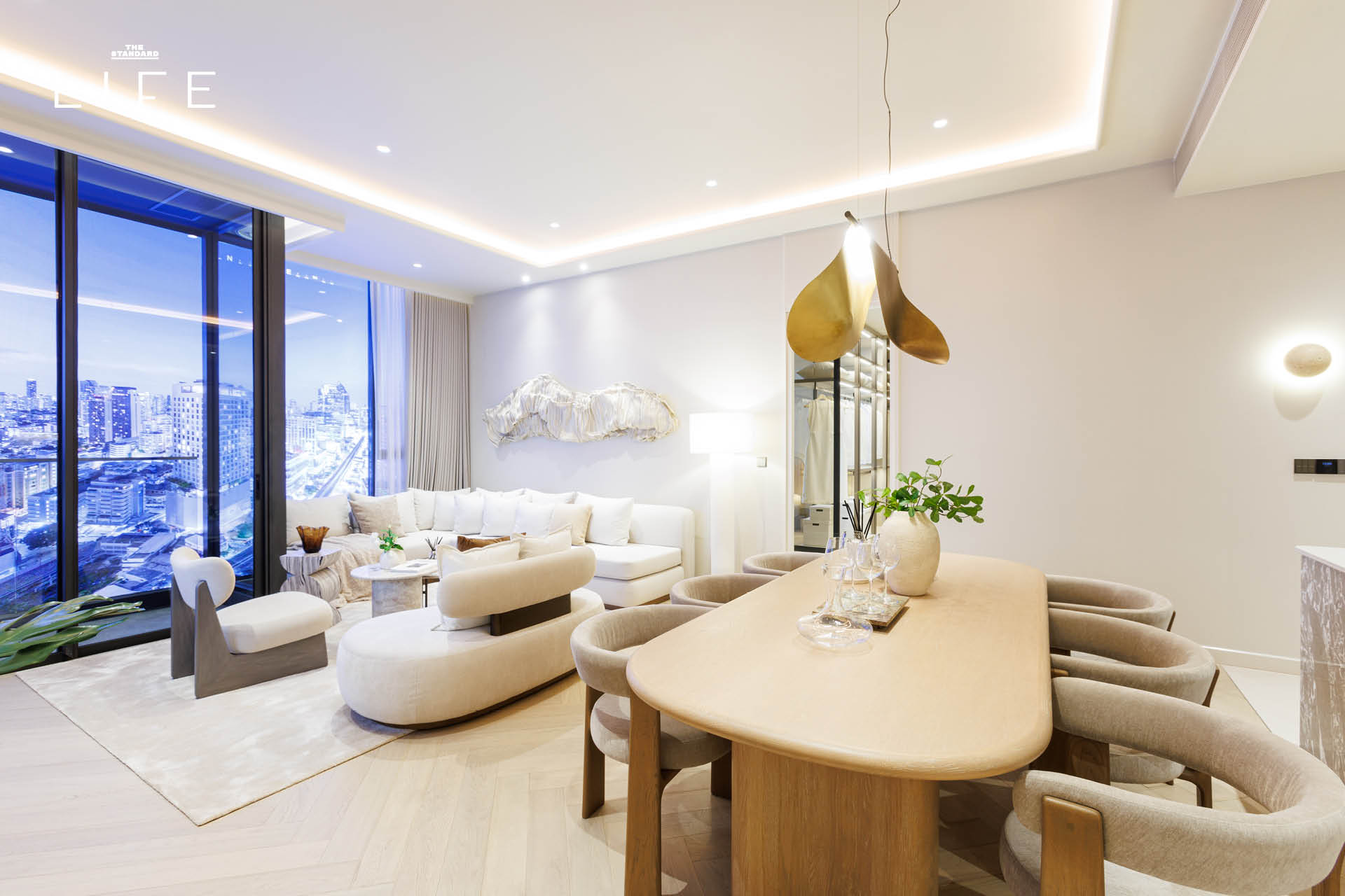 ภาพบรรยากาศโครงการ STILL สุขุมวิท 20 สะท้อนแนวคิด “Stillness is the New Statement” ความหรูหราเรียบง่าย 4