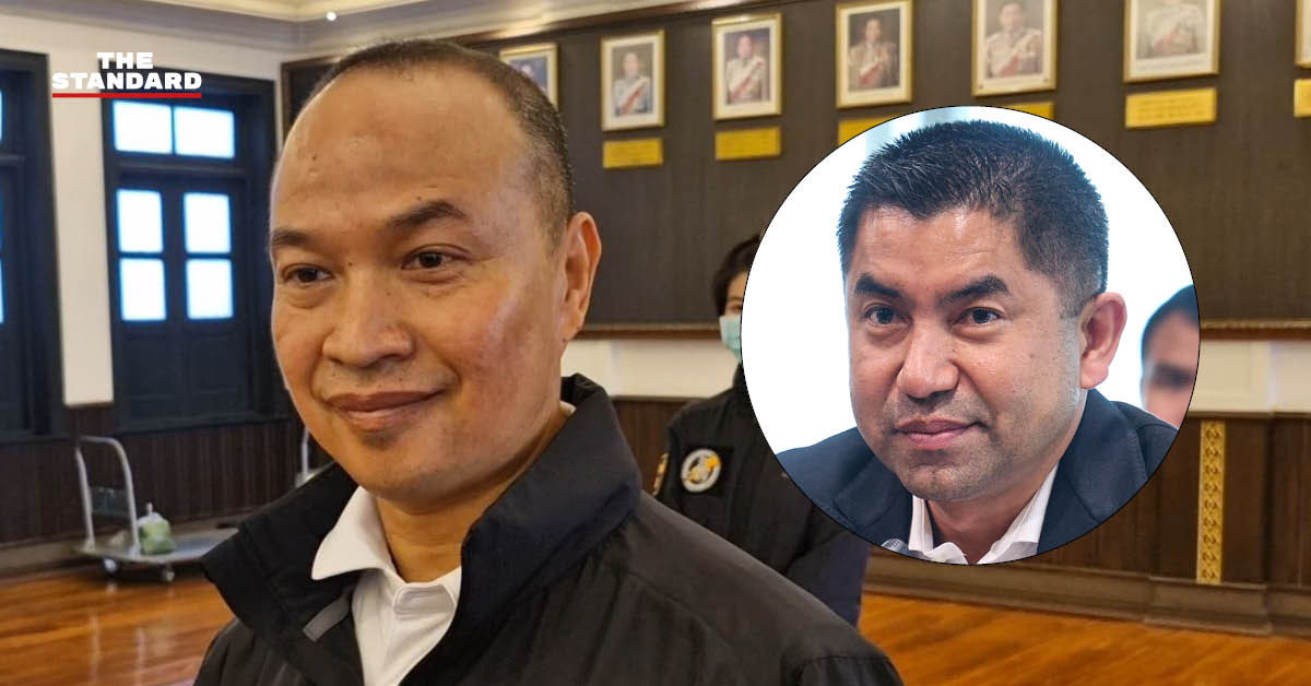 พล.ต.ท.ไตรรงค์ ผิวพรรณ รองจเรตำรวจแห่งชาติ ให้สัมภาษณ์สื่อมวลชนกรณีคดีเว็บพนัน BNK Master