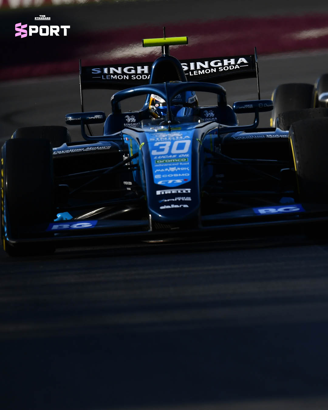 เติ้น-ทัศนพล อินทรภูวศักดิ์ นักแข่งชาวไทยจากทีม ART Grand Prix กำลังขับรถแข่ง F2 ในสนามที่เมลเบิร์น ประเทศออสเตรเลีย 5