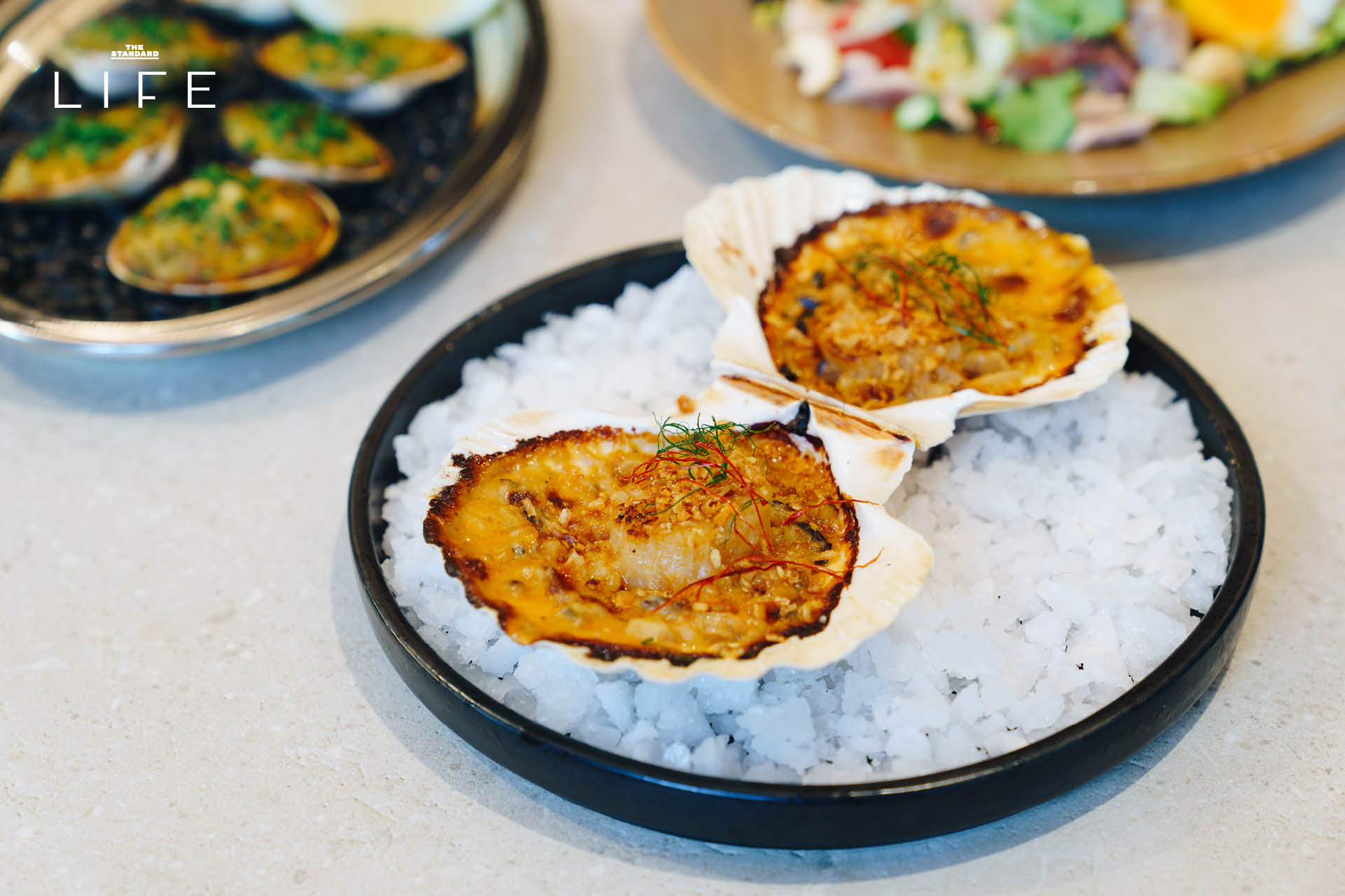 จานอาหารซีฟู้ดไทยผสมผสานฝรั่งเศสจาก Talayjai Dining โดยเชฟเจมส์และเชฟ Rafael 7