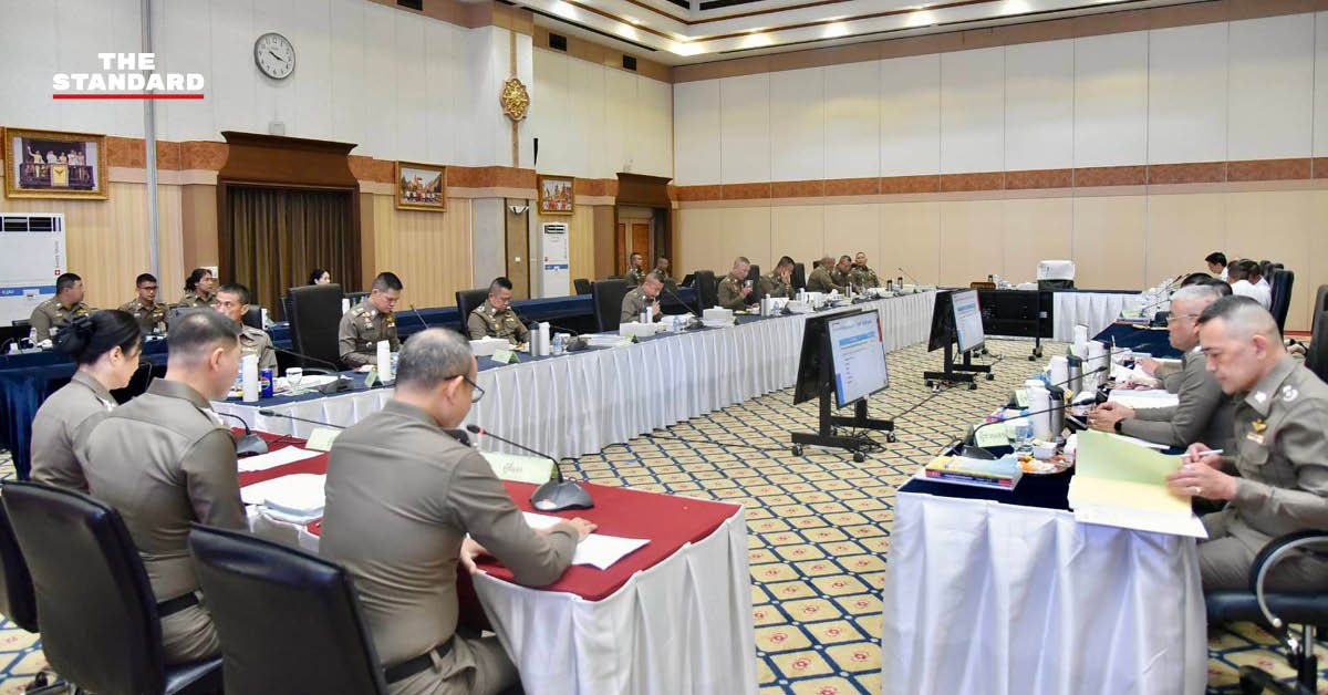 ภาพ พล.ต.ท. นพ.โสภณรัชต์ สิงหจารุ ขณะเป็น นายแพทย์ใหญ่โรงพยาบาลตำรวจ ผู้รับผิดชอบดูแลการรักษา ทักษิณ ชินวัตร