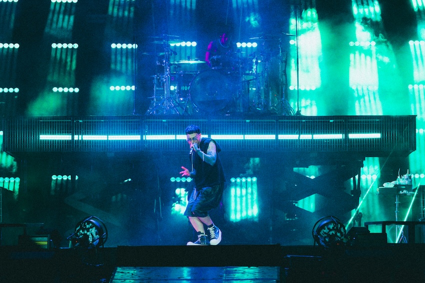 ภาพบรรยากาศคอนเสิร์ต THREE MAN DOWN Live ที่ สนามศุภชลาศัย เต็มไปด้วยแฟนเพลงนับหมื่นและแสงสีตระการตา 11