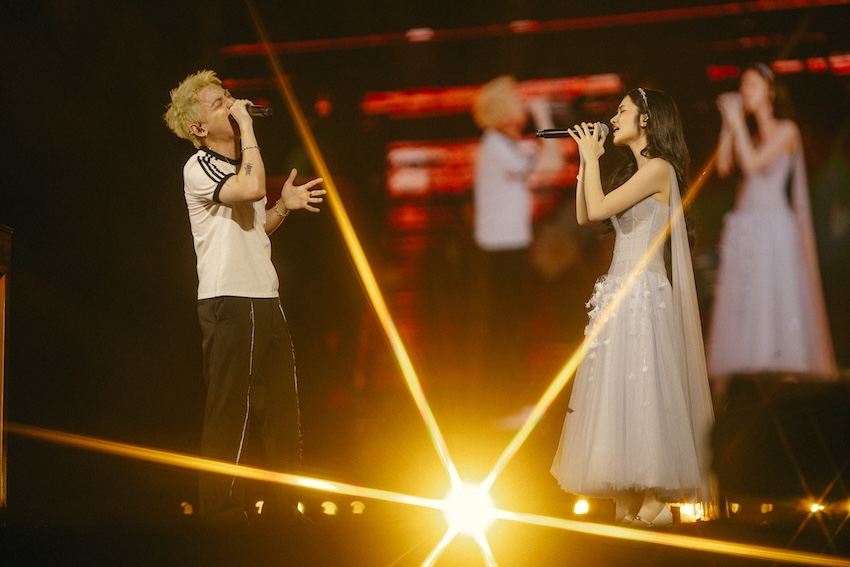 ภาพบรรยากาศคอนเสิร์ต THREE MAN DOWN Live ที่ สนามศุภชลาศัย เต็มไปด้วยแฟนเพลงนับหมื่นและแสงสีตระการตา 13