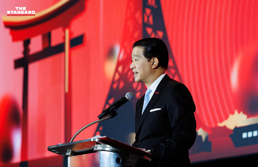 ภาพโลโก้ ทรู คอร์ปอเรชั่น และ NTT DOCOMO แสดงถึงความร่วมมือทางธุรกิจในการนำคอนเทนต์ญี่ปุ่นเข้าสู่ตลาดไทยผ่าน TrueVisions NOW 5