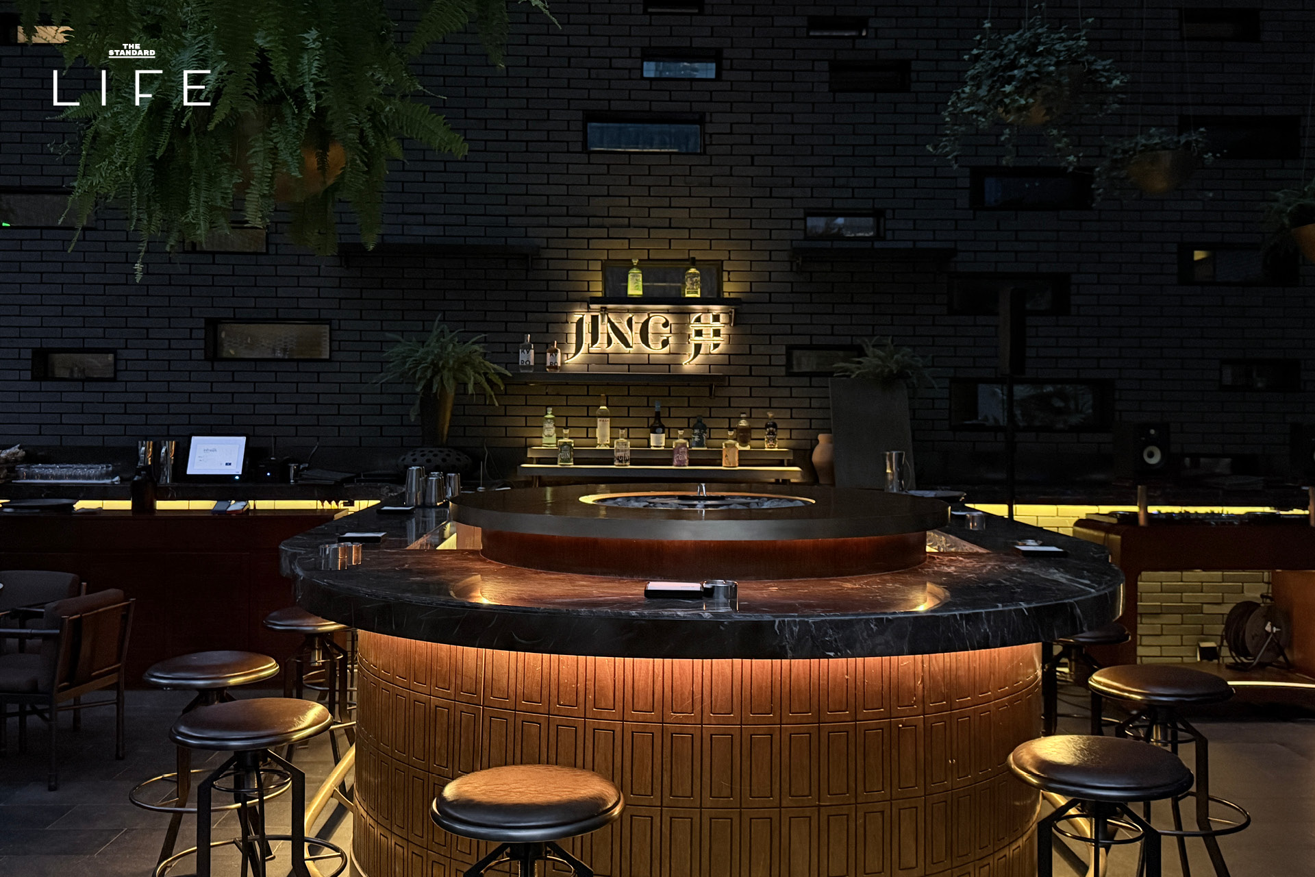 ภาพภายในและภายนอก Upper House Chengdu โรงแรมหรูใจกลางเฉิงตูที่ผสานสถาปัตยกรรมโบราณเข้ากับการออกแบบสมัยใหม่ 15