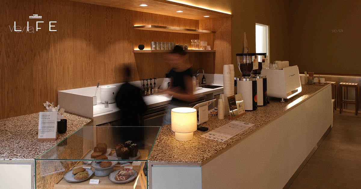 บรรยากาศร้านกาแฟ VE/LA สาขาเมย์แฟร์ ใจกลาง กรุง ลอนดอน