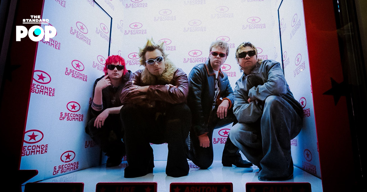 ภาพสมาชิกวง 5 Seconds of Summer ถ่ายภาพโปรโมตคอนเสิร์ต Everyone’s A Star!