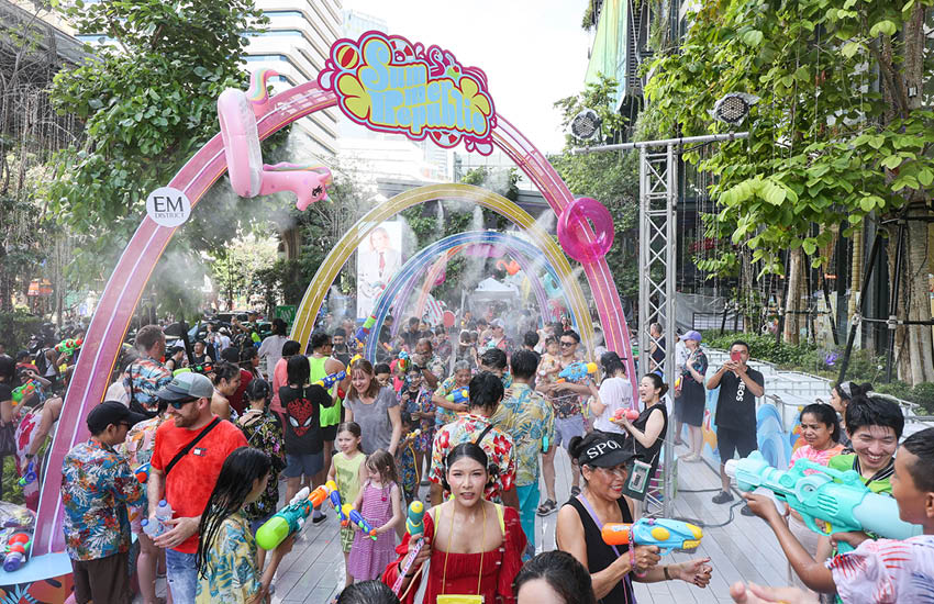 em-district-songkran-celebration-2026