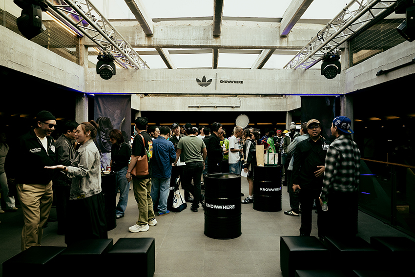 ภาพบรรยากาศงานเปิดตัวรองเท้า ADIDAS ORIGINALS x KNOWWHERE STUDIOS รุ่น SUPERSTAR KNOWWHERE 8