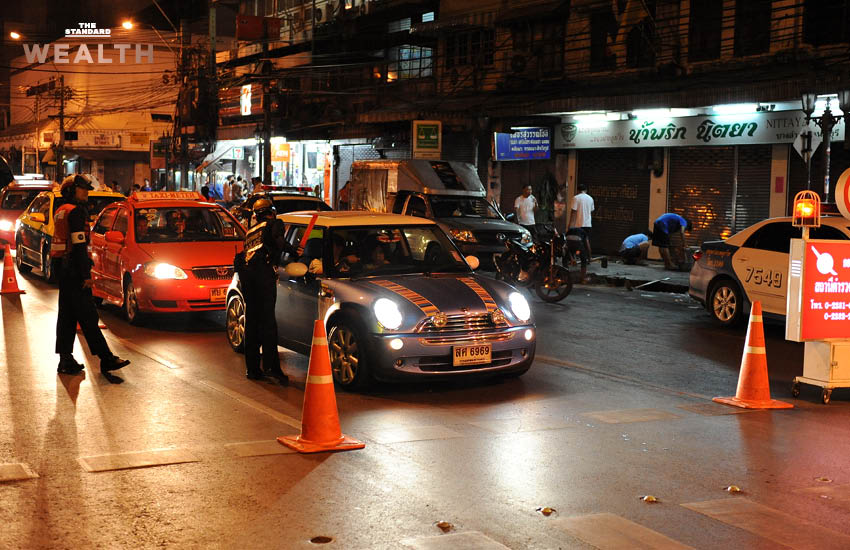 ภาพประกอบผลสำรวจความคิดเห็นประชาชนเกี่ยวกับการรื้อกติกาแอลกอฮอล์เพื่อกระตุ้นเศรษฐกิจท่องเที่ยว 3