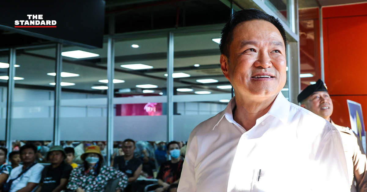 ภาพ อนุทิน ชาญวีรกูล และคณะ ลงพื้นที่ เชียงใหม่ เพื่อติดตามและขับเคลื่อนการแก้ไขปัญหาไฟป่าและฝุ่น PM2.5