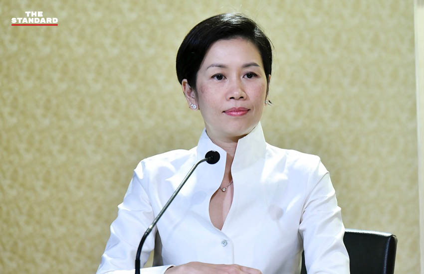 ภาพทีมโฆษกรัฐบาลหญิงล้วนชุดใหม่ ‘อนุทิน 2’ ประกอบด้วย รัชดา ธนาดิเรก, ลลิดา เพริศวิวัฒนา, พลอยทะเล ลักษมีแสงจันทร์, และ ภัทร์ดารัสมิ์ ทองสลวยกร 1