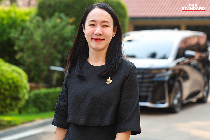 ภาพ อนุทิน ชาญวีรกูล ประธานการประชุมคณะรัฐมนตรีที่ทำเนียบรัฐบาล 14