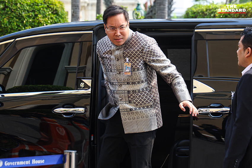 ภาพ อนุทิน ชาญวีรกูล ประธานการประชุมคณะรัฐมนตรีที่ทำเนียบรัฐบาล 22