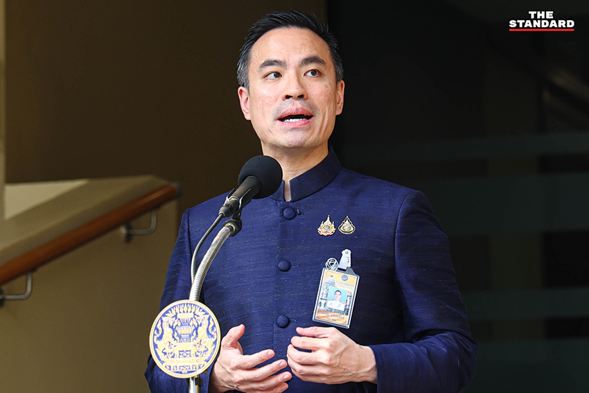 ภาพ อนุทิน ชาญวีรกูล ประธานการประชุมคณะรัฐมนตรีที่ทำเนียบรัฐบาล 4