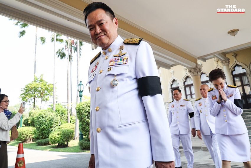 คณะรัฐมนตรี อนุทิน 2 ทยอยเดินทางเข้าทำเนียบรัฐบาล เพื่อถ่ายภาพติดบัตรประจำตัวรัฐมนตรี 1